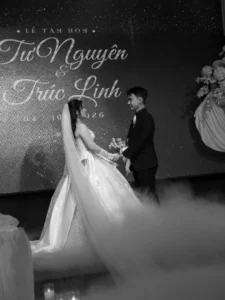 TƯ NGUYÊN & TRÚC LINH