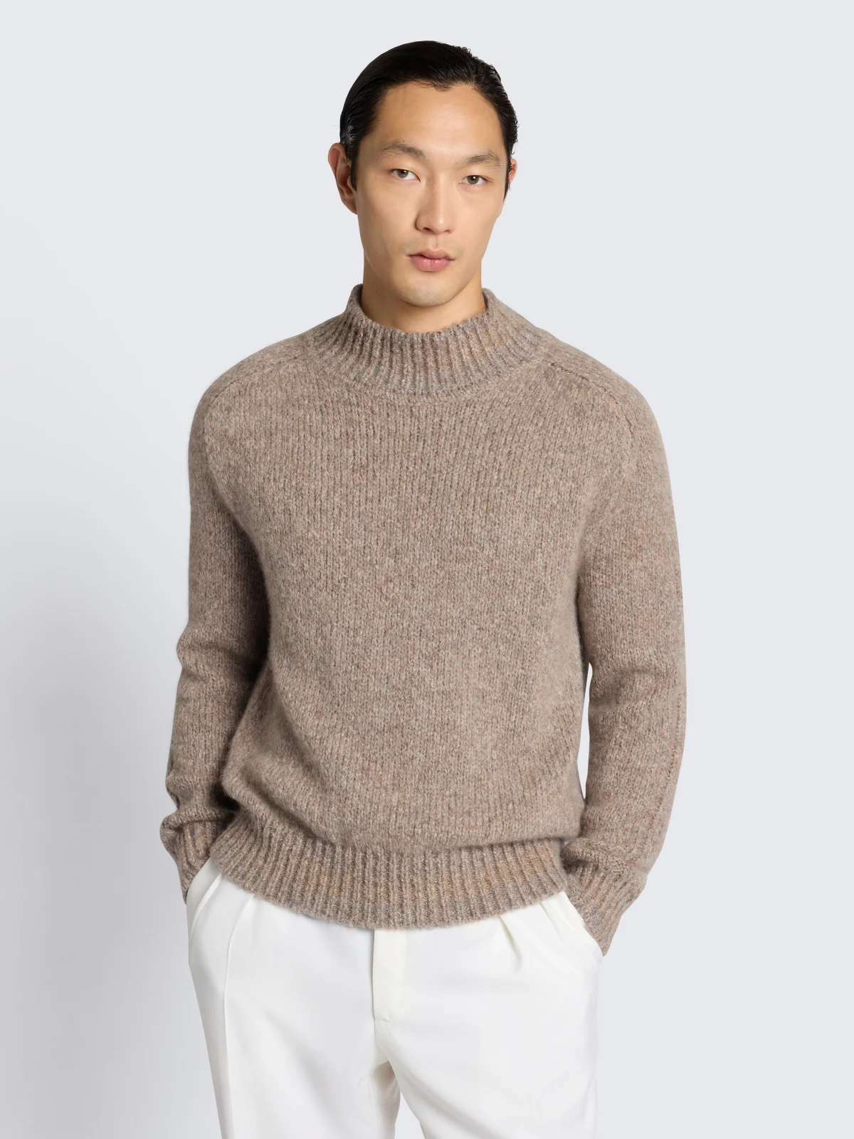 Áo cổ mock neck màu beige - Brioni, ảnh chi tiết cùng mẫu