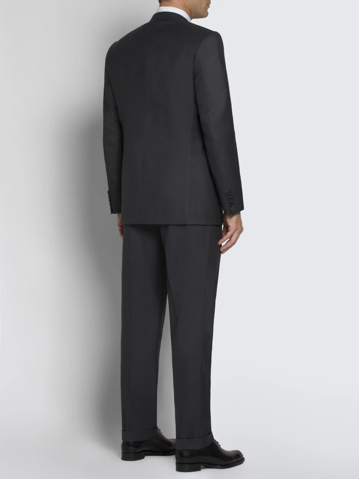 Suit Brunico xám charcoal - Brioni, ảnh chi tiết cùng mẫu