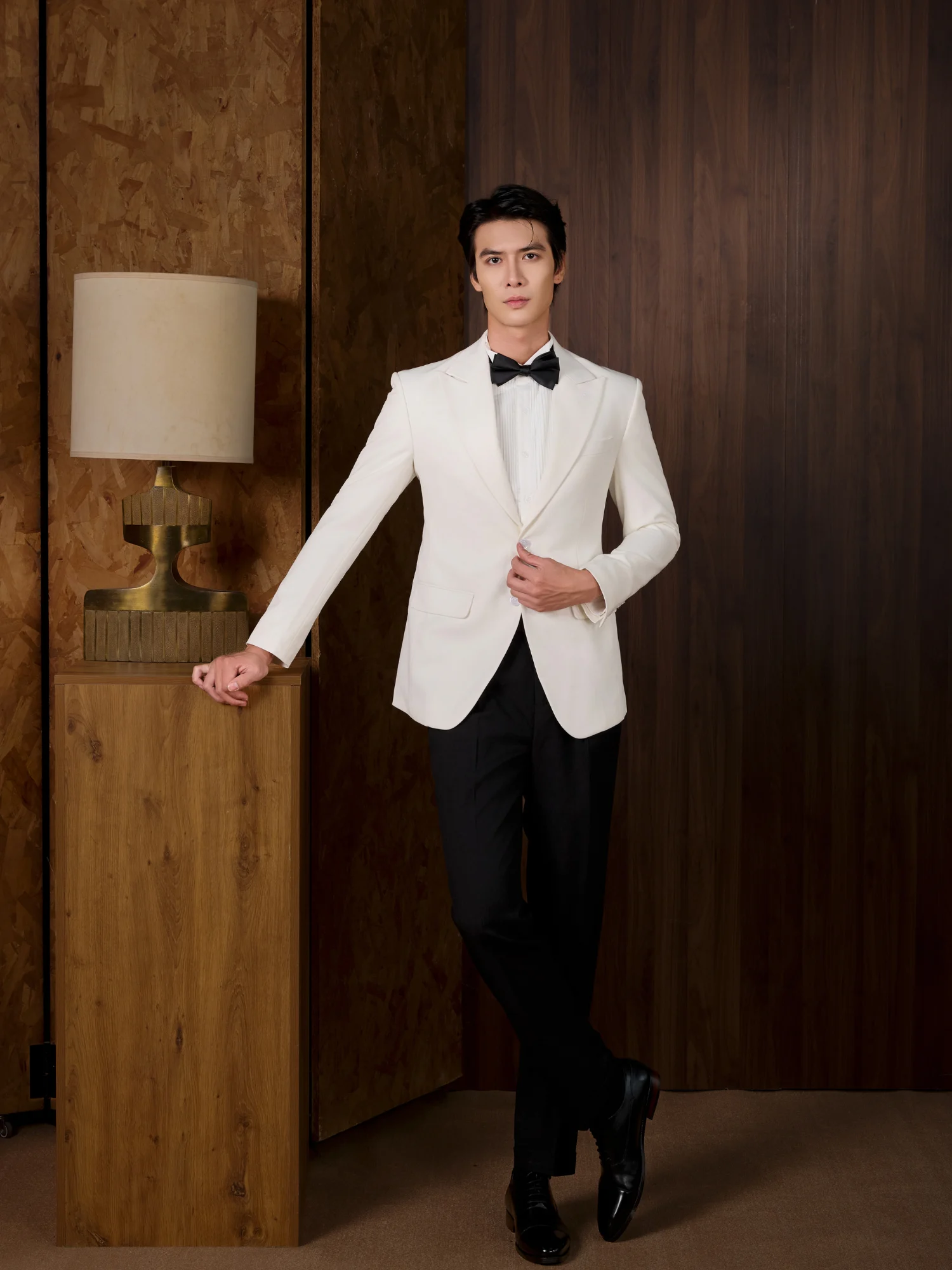 Suit Trắng