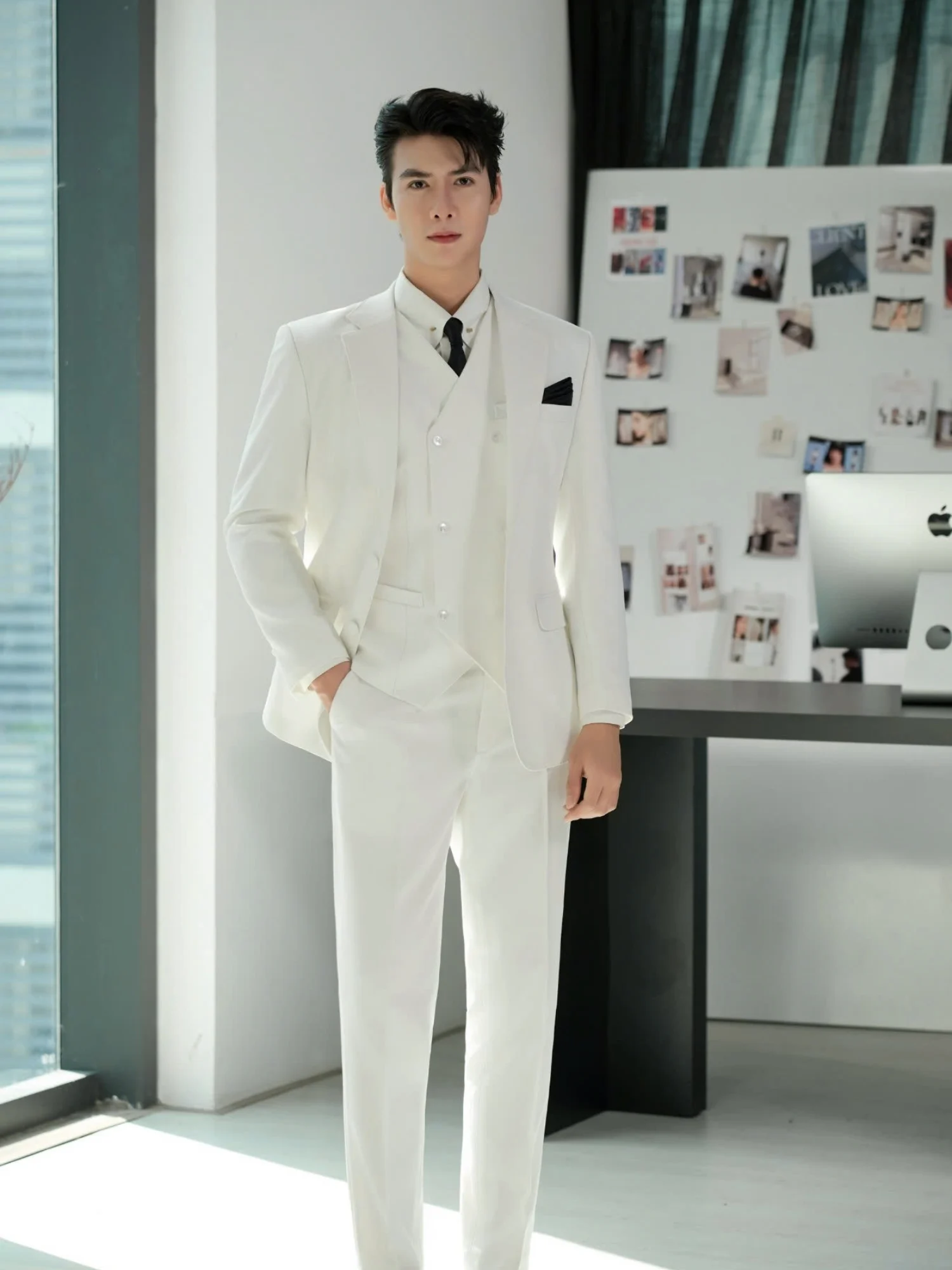 Suit Trắng Classic